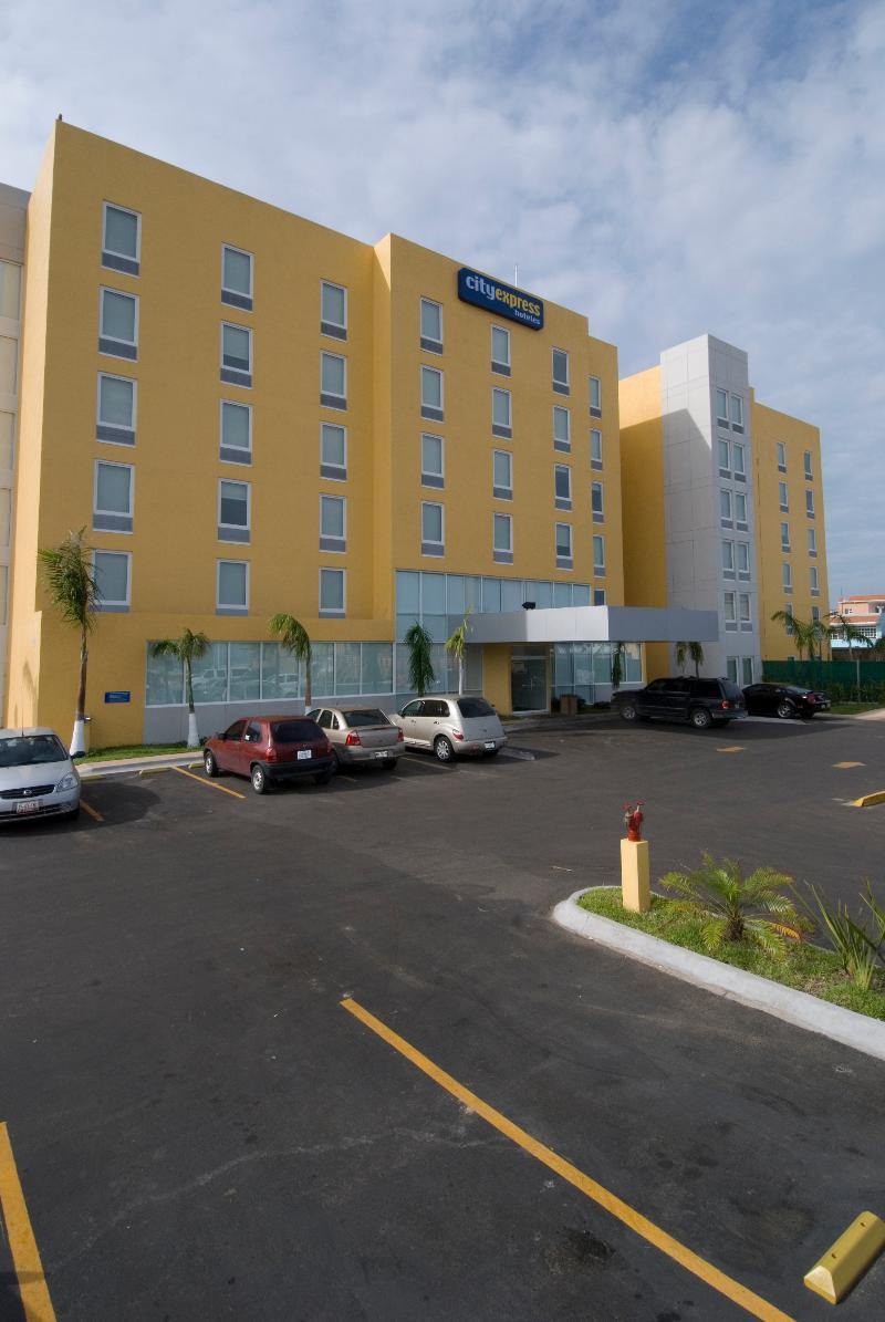 City Express Coatzacoalcos Eksteriør bilde